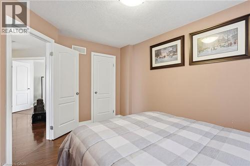 Bedroom - 1332 Baseline Road, Stoney Creek, ON - Indoor Photo Showing Bedroom