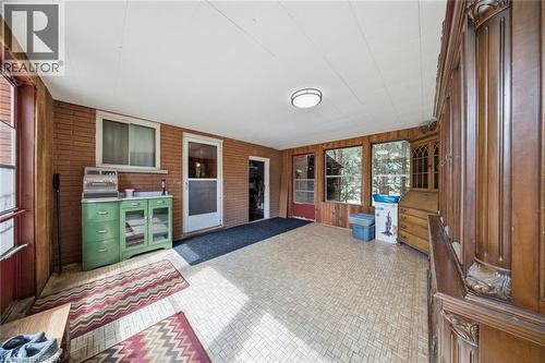 1598 Highway No 6, Hamilton, ON - Indoor Photo Showing Other Room