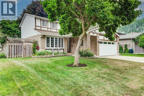 215 FORESTWOOD Drive  Kitchener, ON N2N 1B7