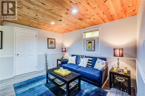215 Forestwood Drive, Kitchener, ON - Indoor Photo Showing Living Room