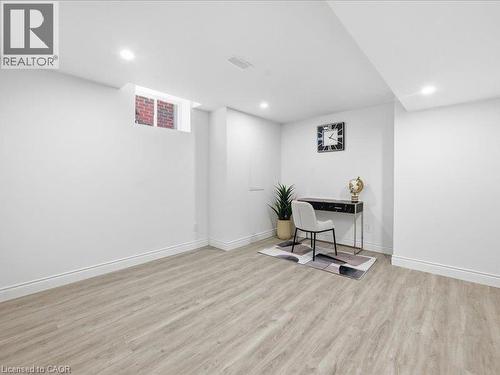39 Avanti Crescent, Waterdown, ON - Indoor