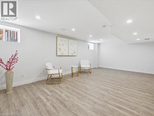 39 Avanti Crescent, Waterdown, ON - Indoor