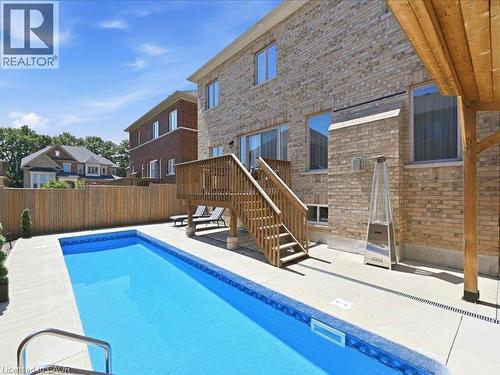 39 Avanti Crescent, Waterdown, ON - Outdoor With In Ground Pool