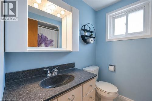 165 Selkirk Drive, Kitchener, ON - Indoor Photo Showing Bathroom