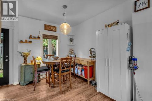 30 Sunset Avenue, Hamilton, ON - Indoor Photo Showing Dining Room