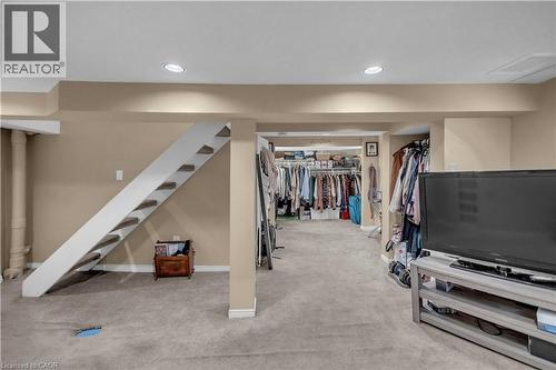 30 Sunset Avenue, Hamilton, ON - Indoor