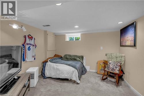 30 Sunset Avenue, Hamilton, ON - Indoor Photo Showing Bedroom