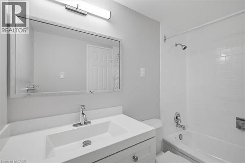 1968 Main Street W Unit# 404, Hamilton, ON - Indoor Photo Showing Bathroom