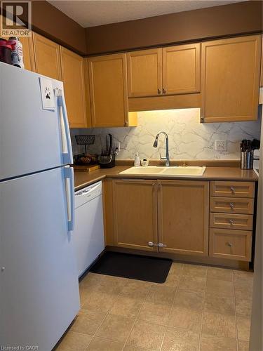 51 Swift Crescent, Guelph, ON - Indoor Photo Showing Kitchen