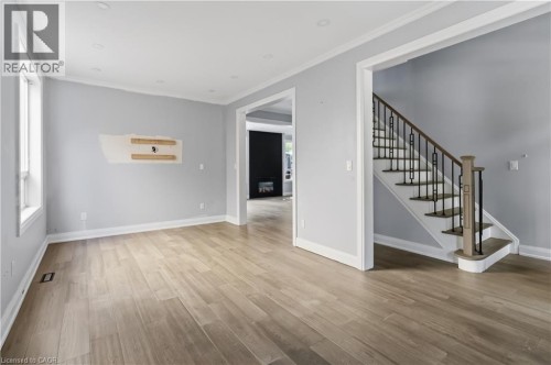 930 Lancaster Boulevard, Milton, ON - Indoor Photo Showing Other Room