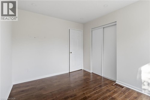 930 Lancaster Boulevard, Milton, ON - Indoor Photo Showing Other Room