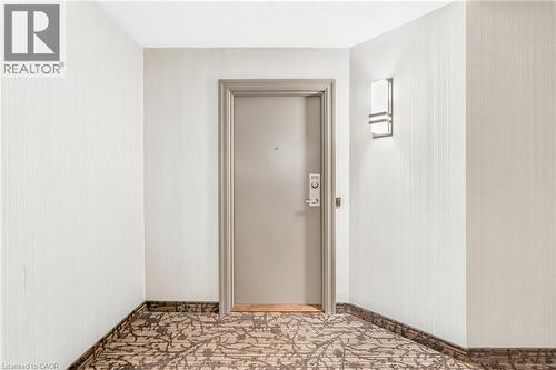 1201 North Shore Boulevard E Unit# 1003, Burlington, ON - Indoor Photo Showing Other Room