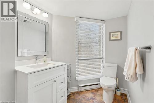 1201 North Shore Boulevard E Unit# 1003, Burlington, ON - Indoor Photo Showing Bathroom