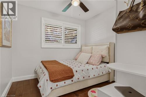 302 Harmony Road, Hamilton, ON - Indoor Photo Showing Bedroom