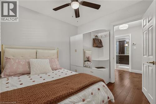 302 Harmony Road, Hamilton, ON - Indoor Photo Showing Bedroom