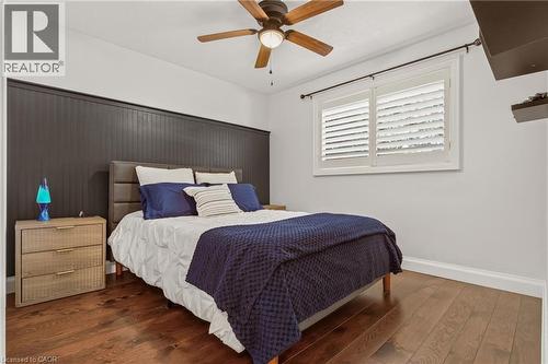 302 Harmony Road, Hamilton, ON - Indoor Photo Showing Bedroom