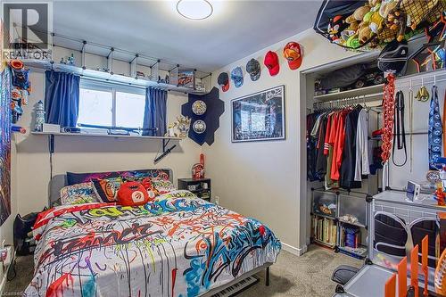 2387 Cyprus Avenue, Burlington, ON - Indoor Photo Showing Bedroom
