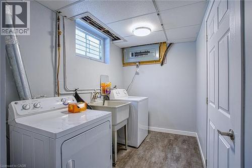 2387 Cyprus Avenue, Burlington, ON - Indoor Photo Showing Laundry Room
