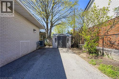 2387 Cyprus Avenue, Burlington, ON - Outdoor