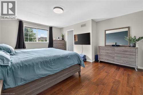 226 Dicenzo Drive, Hamilton, ON - Indoor Photo Showing Bedroom