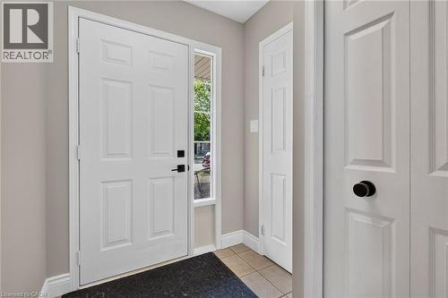 226 Dicenzo Drive, Hamilton, ON - Indoor Photo Showing Other Room