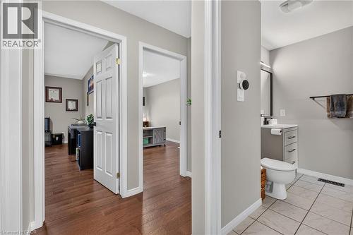 226 Dicenzo Drive, Hamilton, ON - Indoor