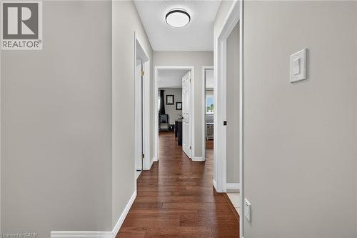 226 Dicenzo Drive, Hamilton, ON - Indoor Photo Showing Other Room