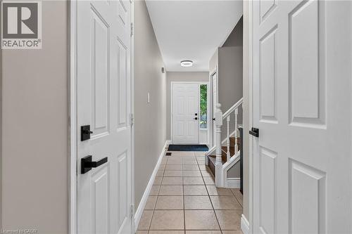 226 Dicenzo Drive, Hamilton, ON - Indoor Photo Showing Other Room