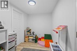Bedroom 4 - 