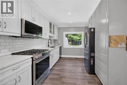 181 Central Drive, Ancaster, ON - Indoor Photo Showing Kitchen With Upgraded Kitchen