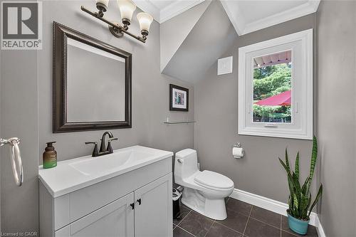 181 Central Drive, Ancaster, ON - Indoor Photo Showing Bathroom