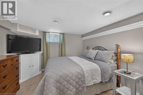 181 Central Drive, Ancaster, ON - Indoor Photo Showing Bedroom