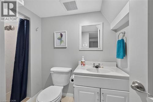 181 Central Drive, Ancaster, ON - Indoor Photo Showing Bathroom
