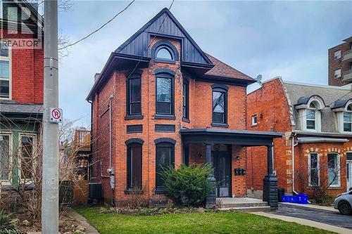36 ERIE Avenue Unit# 2 UPPER , Hamilton, Ontario L8N 2W6 2