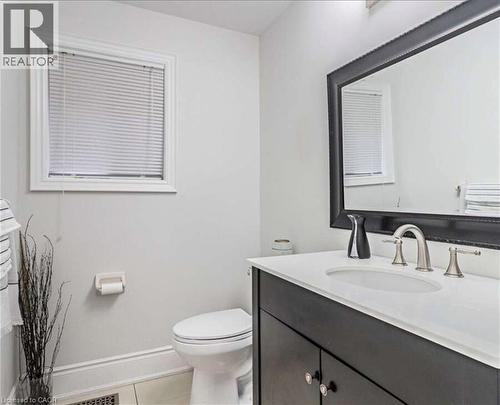 3562 Aquinas Avenue, Mississauga, ON - Indoor Photo Showing Bathroom