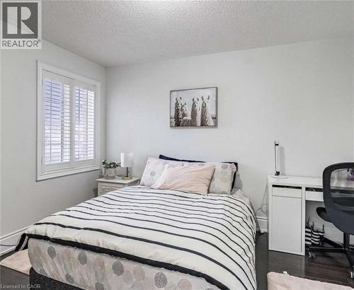 3562 Aquinas Avenue, Mississauga, ON - Indoor Photo Showing Bedroom