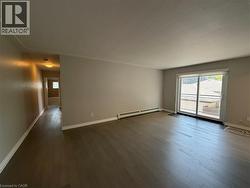 122 SIXTH Avenue Unit# 203 Kitchener, ON N2C 1R1