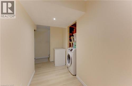 39 Chantilly Street, Kitchener, ON - Indoor Photo Showing Laundry Room