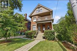 2 COTTAGE Avenue  Hamilton, ON L8P 4G4