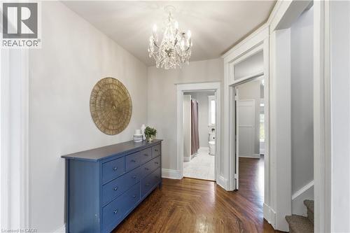 2 Cottage Avenue, Hamilton, ON - Indoor Photo Showing Other Room