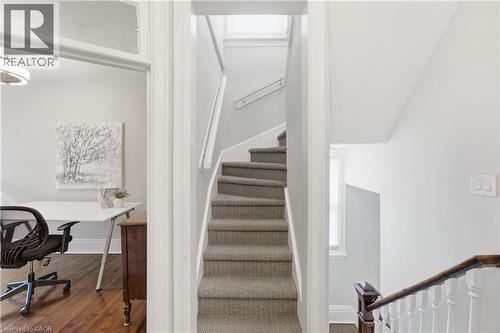 2 Cottage Avenue, Hamilton, ON - Indoor