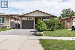 1077 UPPER SHERMAN Avenue Unit# Upper Hamilton, ON L8V 4R9