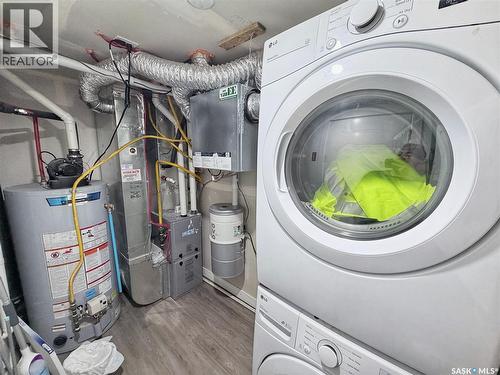 583 Kalra Street, Saskatoon, SK - Indoor Photo Showing Laundry Room