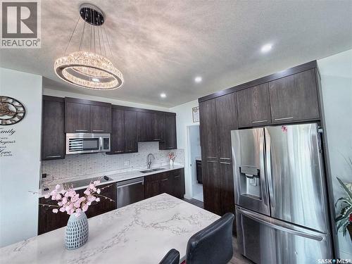 583 Kalra Street, Saskatoon, SK - Indoor Photo Showing Kitchen With Upgraded Kitchen