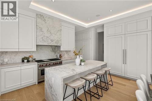 146 Third Line, Oakville, ON - Indoor Photo Showing Kitchen With Upgraded Kitchen