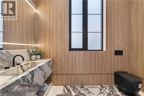 146 Third Line, Oakville, ON - Indoor