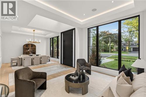 146 Third Line, Oakville, ON - Indoor