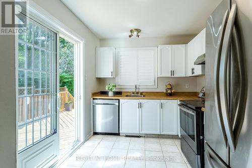 161 Pheasant Run Drive, Ottawa, ON - Indoor Photo Showing Kitchen