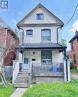 60 ARTHUR AVENUE N  Hamilton, ON L8L 6C5