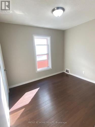 Bedroom 2 - 60 Arthur Avenue N, Hamilton, ON - Indoor Photo Showing Other Room